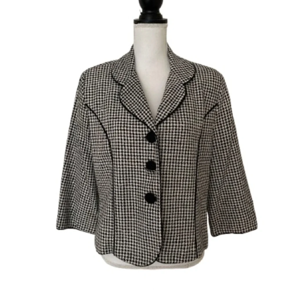 VINCI Clothiers Woman’s Silk Black/White Jacket, Sz 12
